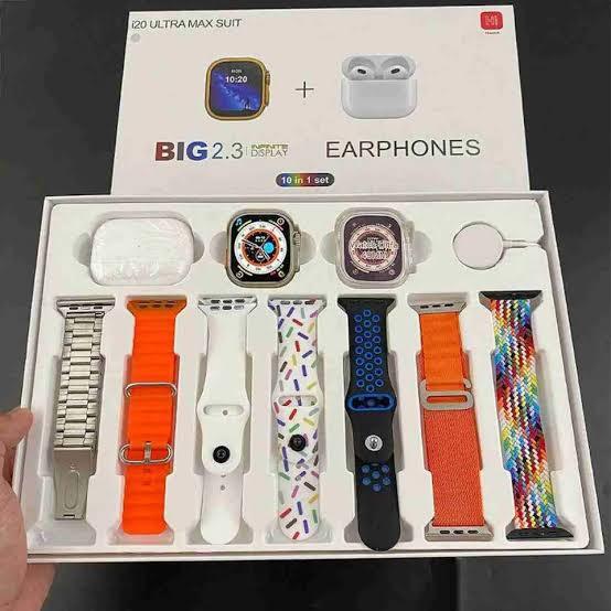 Smart Watch Ultra with 7 Trendy Straps & Free Earpods! 🌟